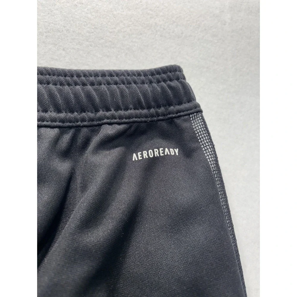 adidas slim tapered